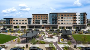 01_TheDistrictatDeerfield-Photo-Exterior-03a